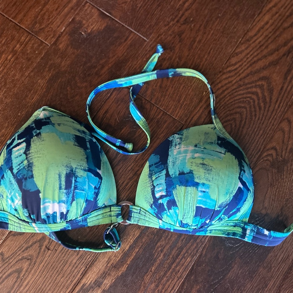 VENUS Blue and Green Bikini Top